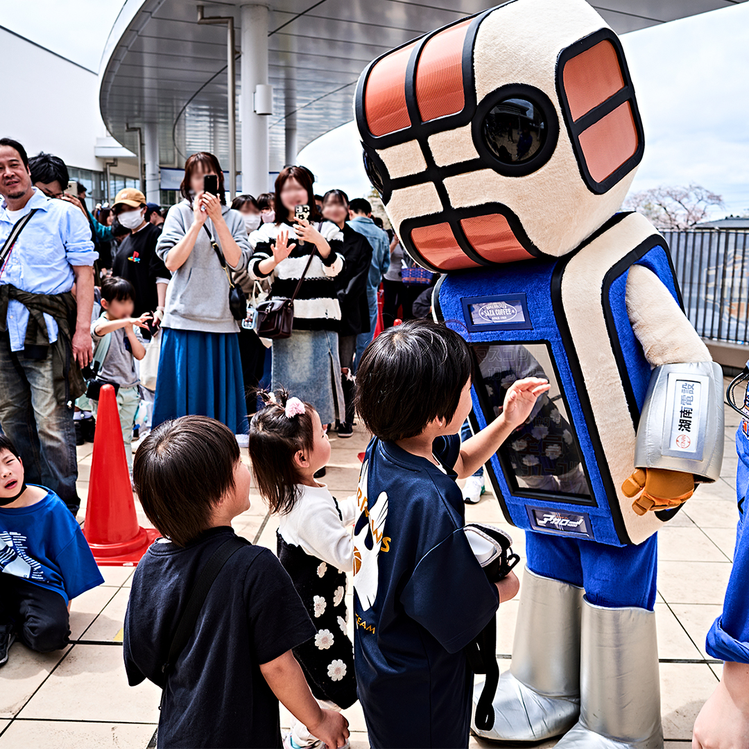 土日はロボッツ